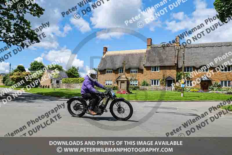 Vintage motorcycle club;eventdigitalimages;no limits trackdays;peter wileman photography;vintage motocycles;vmcc banbury run photographs